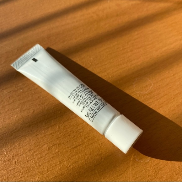 3/$40 🦙 Shiseido Wrinkle Smoothing & Lise Watier Age Control Supreme - Picture 6 of 6